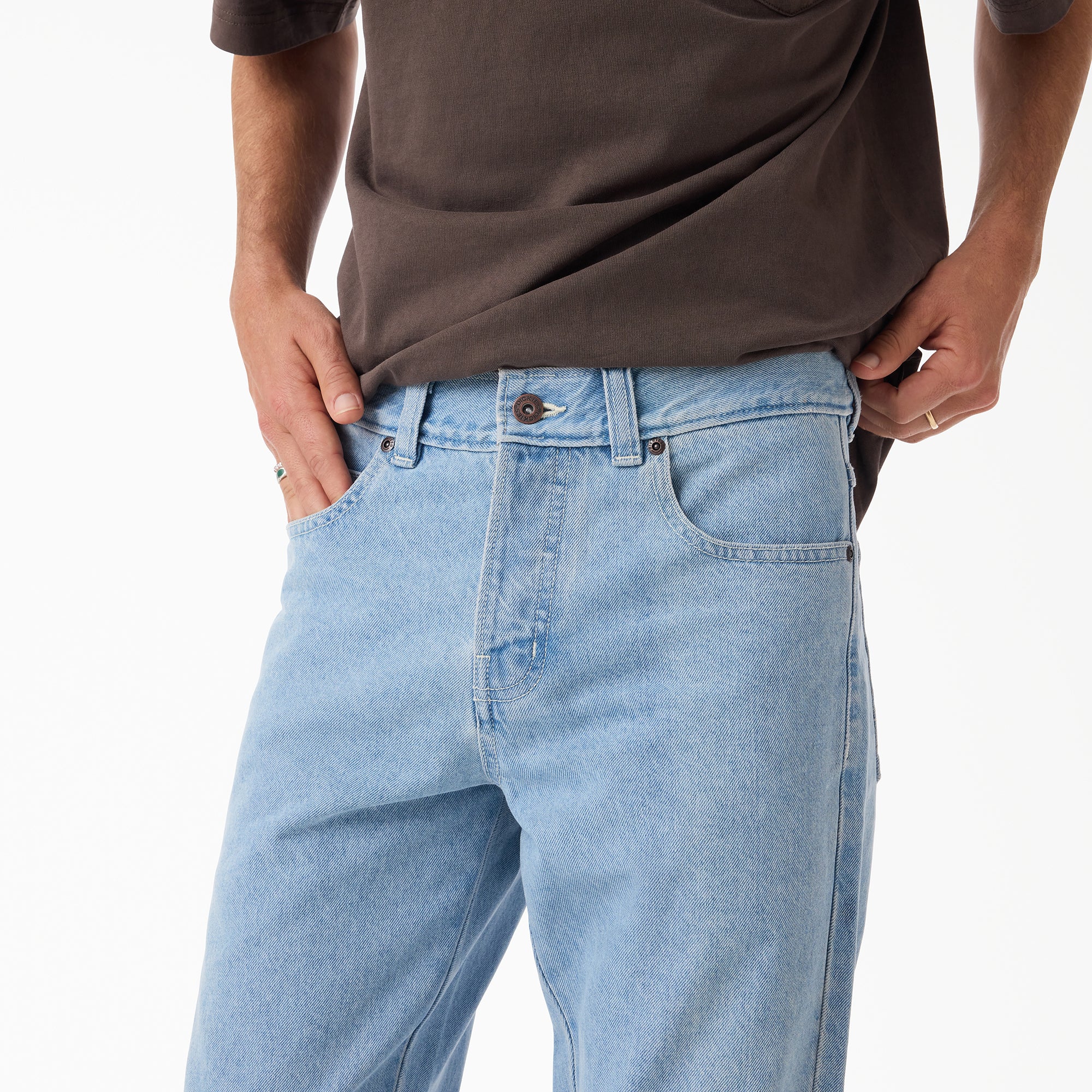 982 Slim Tapered Jeans - Image 5