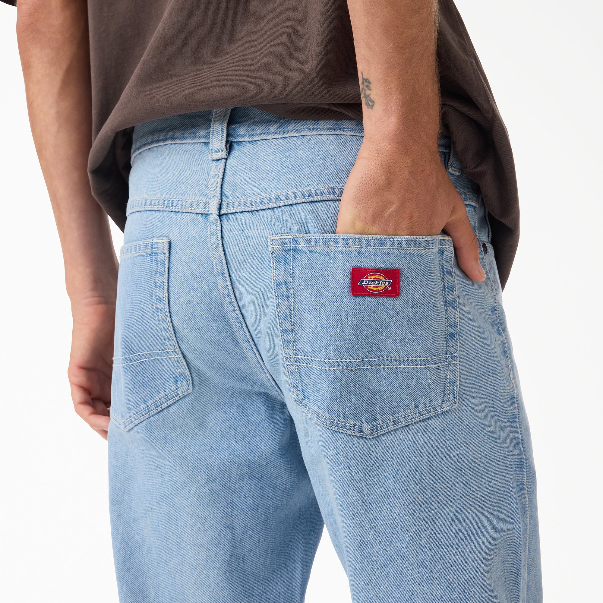 982 Slim Tapered Jeans - Image 6