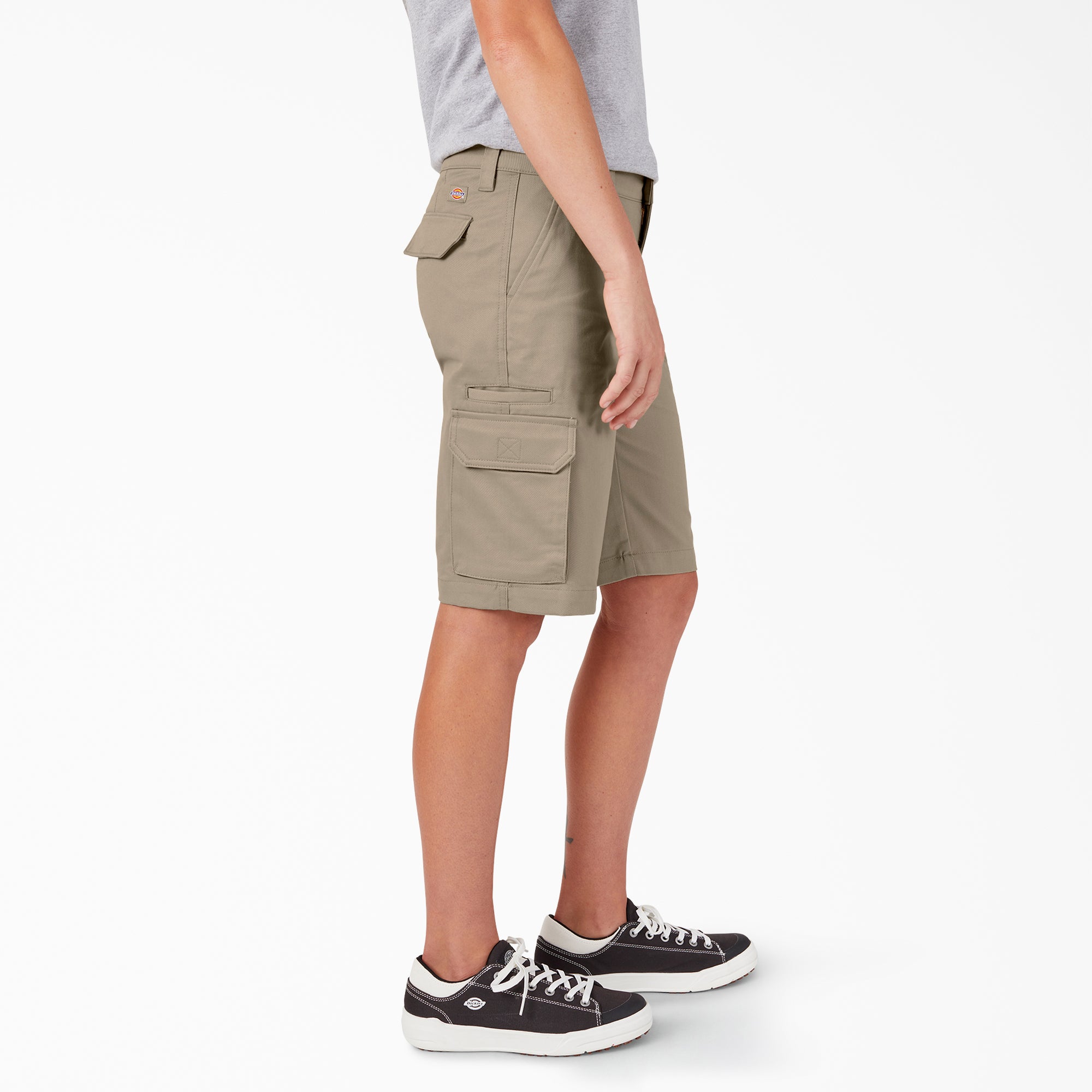 Women's Relaxed Fit Cargo Shorts. 11 - Image 3