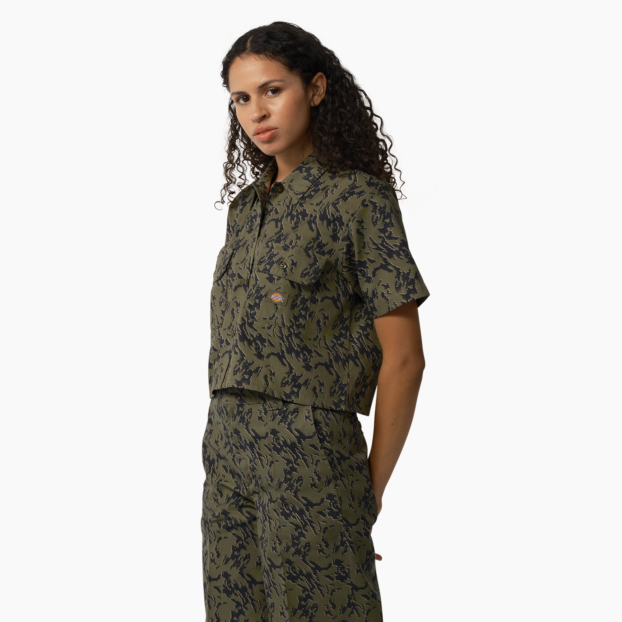 Women's Drewsey Camo Cropped Work Shirt - Image 3