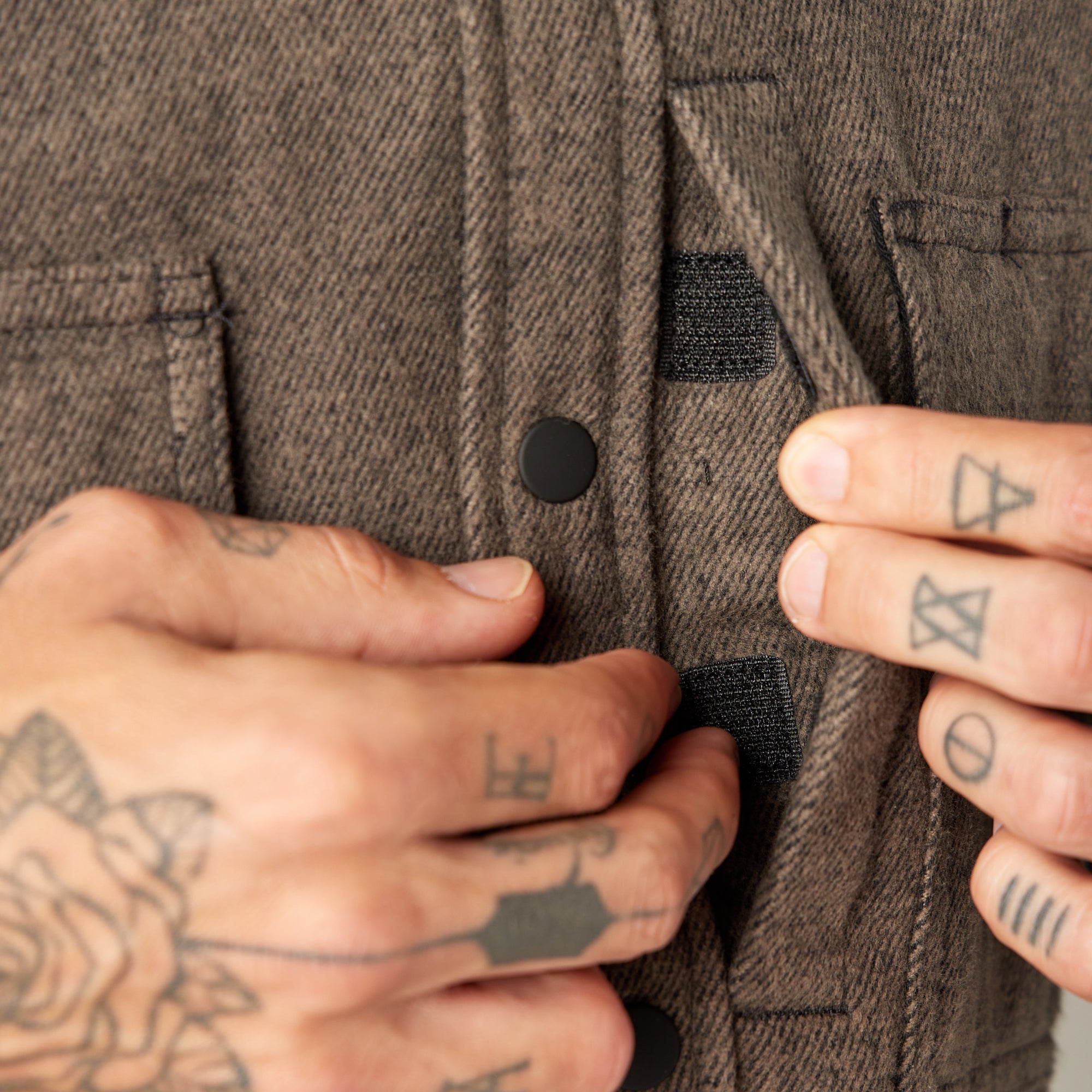Heavyweight Brawny Flannel Shirt - Image 9