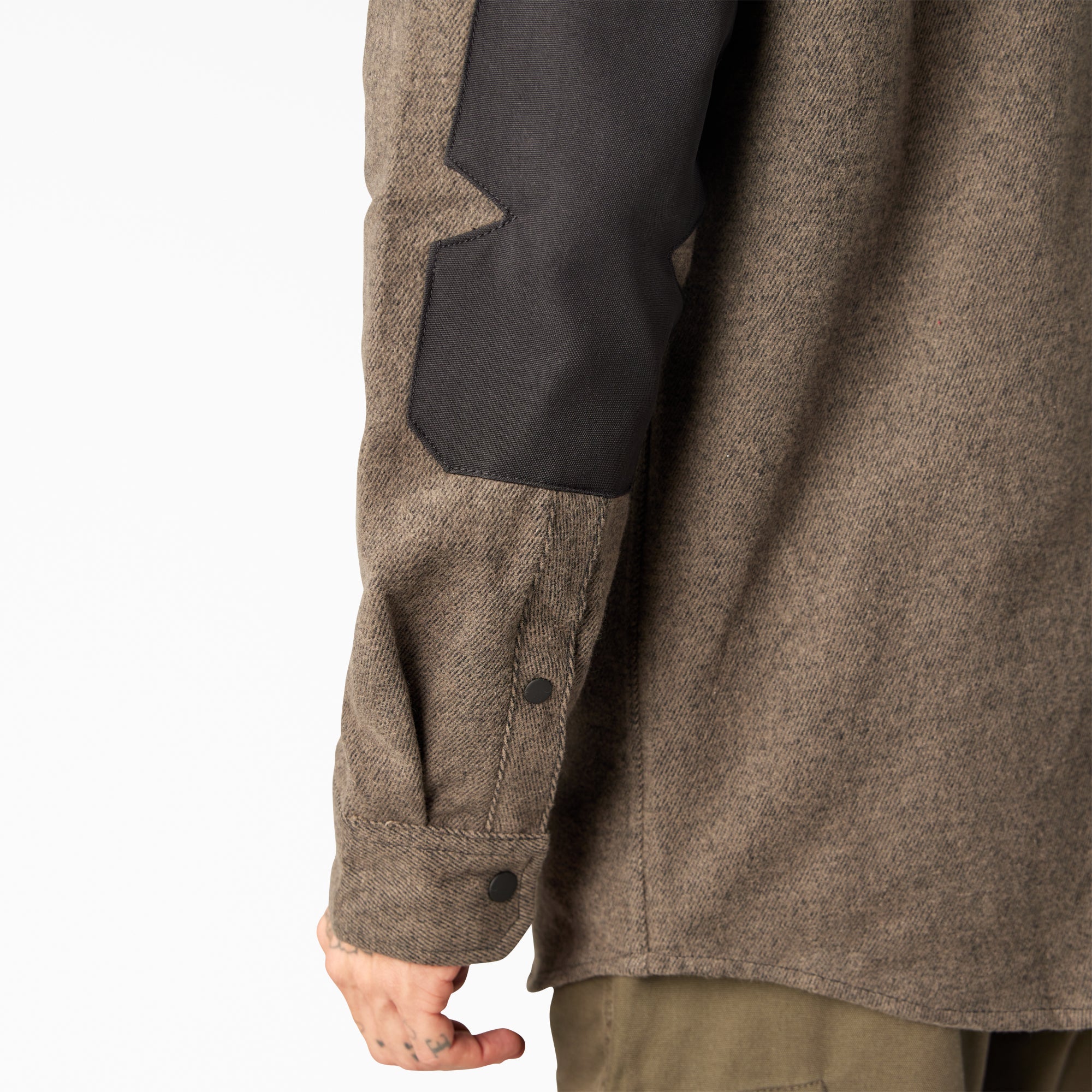 Heavyweight Brawny Flannel Shirt - Image 10