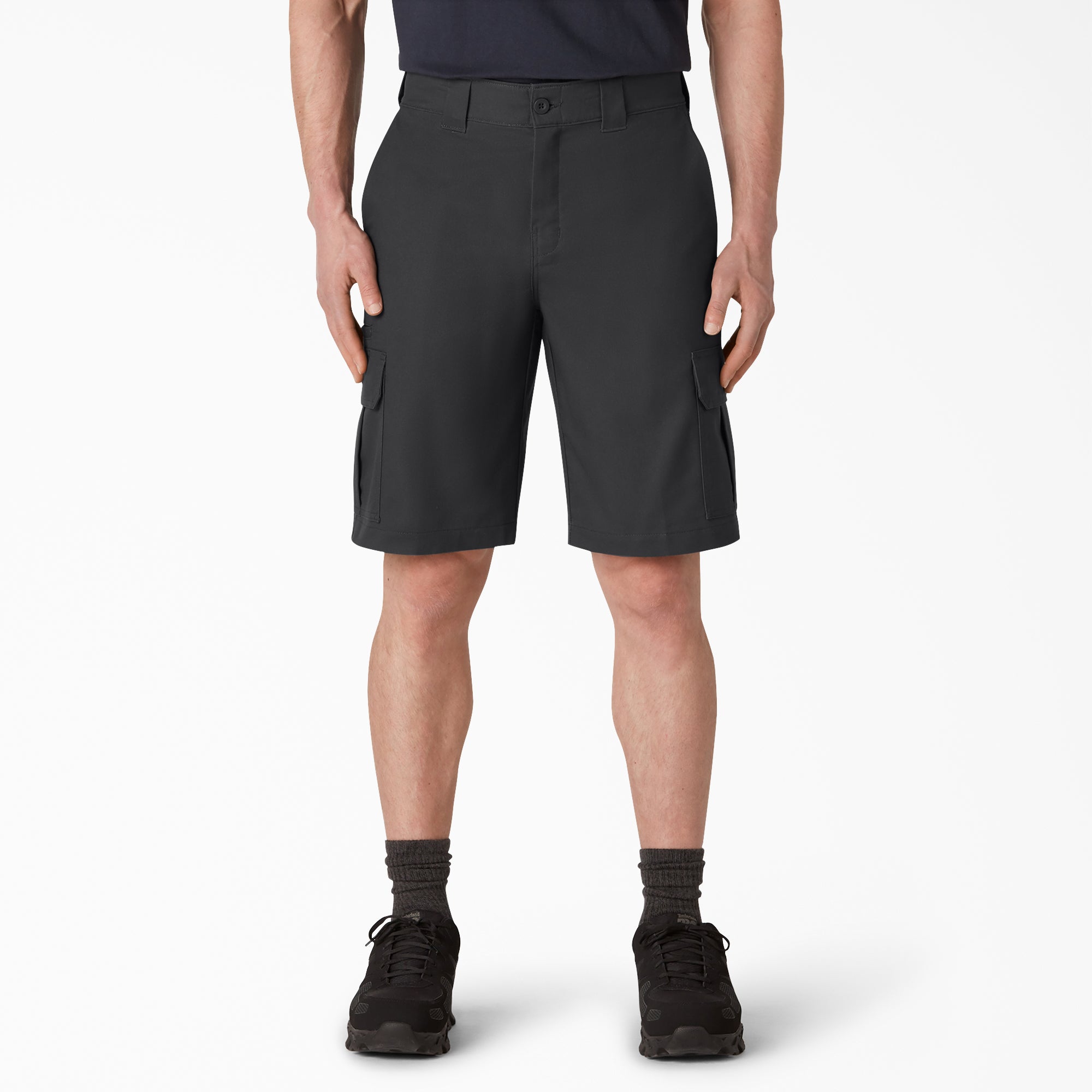 FLEX Cooling Active Waist Regular Fit Cargo Shorts. 11