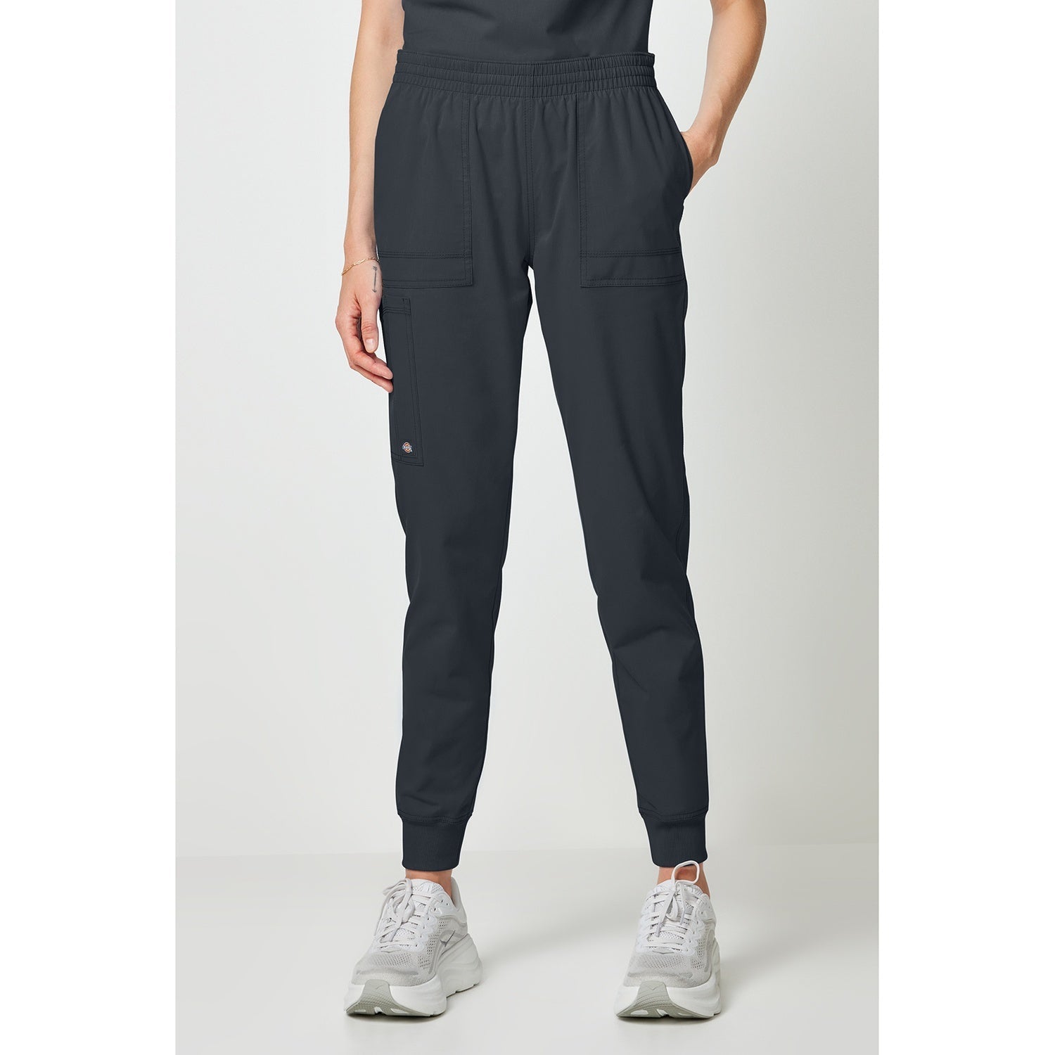 Women's Forge Mid Rise Cargo Scrub Jogger