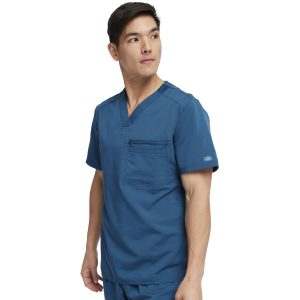 Men's Balance Tuckable V-Neck Scrub Top