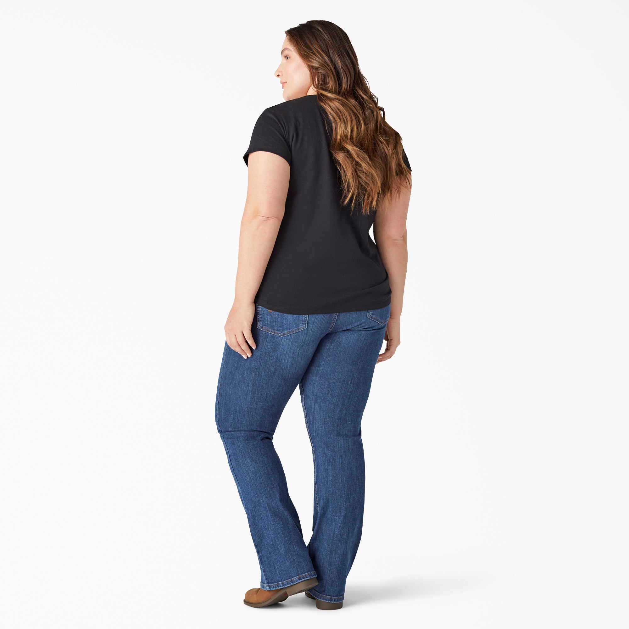 Women's Plus Heavyweight Short Sleeve Pocket T-Shirt - Image 4