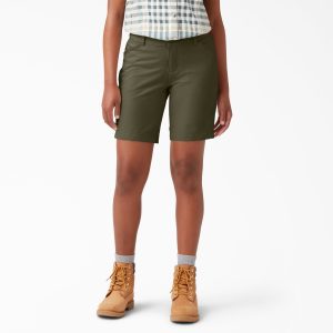 Women's Cooling Relaxed Fit Shorts. 9
