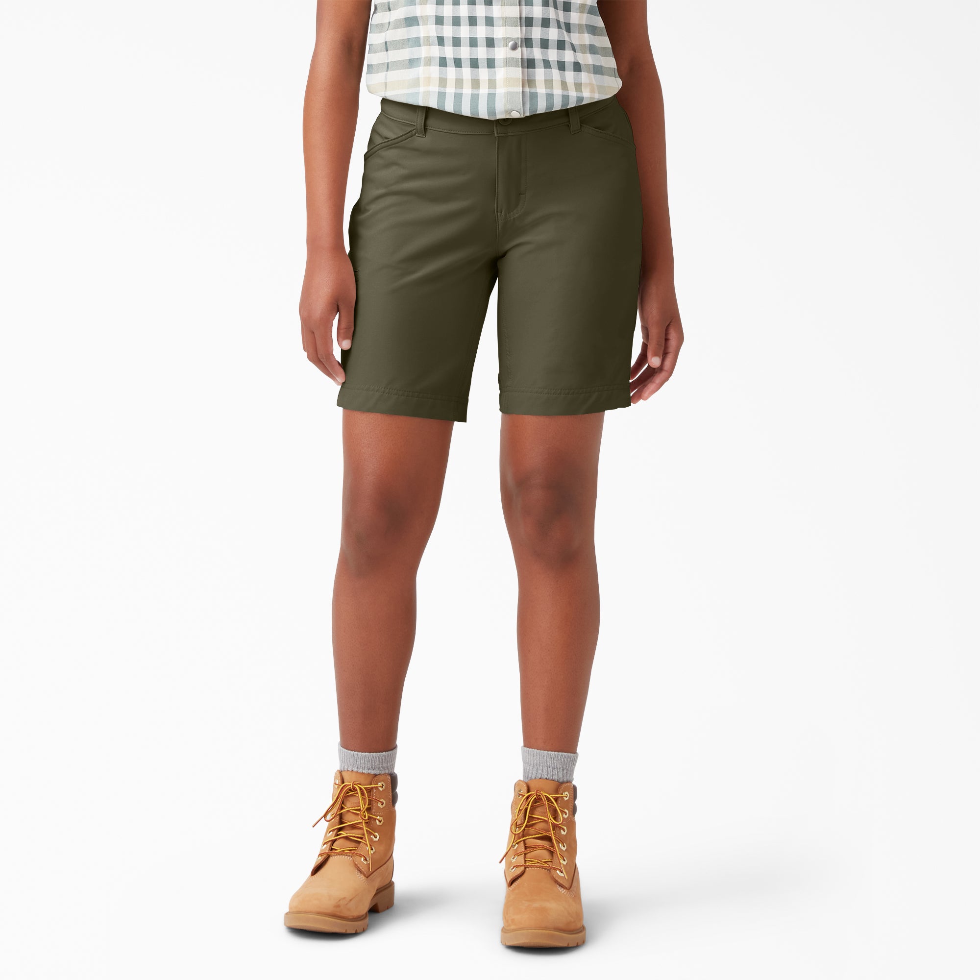 Women's Cooling Relaxed Fit Shorts. 9