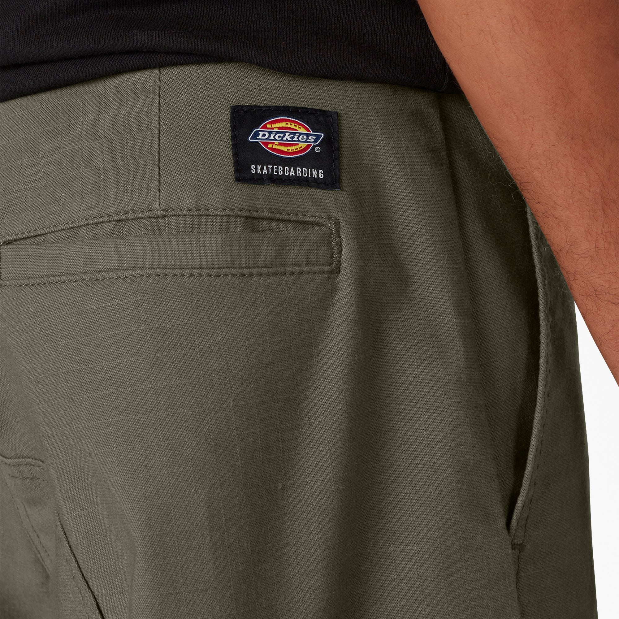 Dickies Skateboarding Regular Fit Cargo Shorts. 11 - Image 4